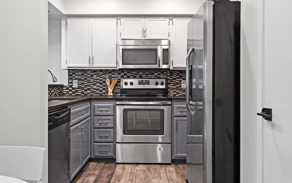 1501 Barton Springs Road #10554 - Photo 4 of 13