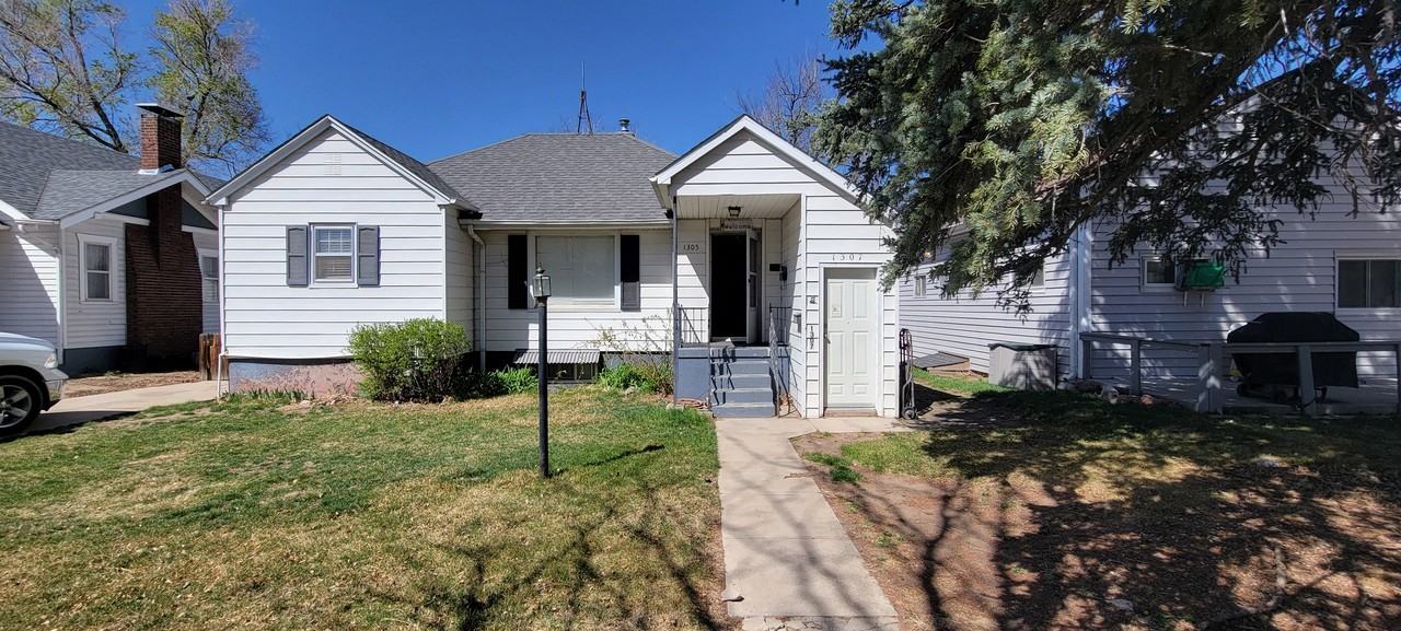 1305 12th Street - Photo 2 of 23