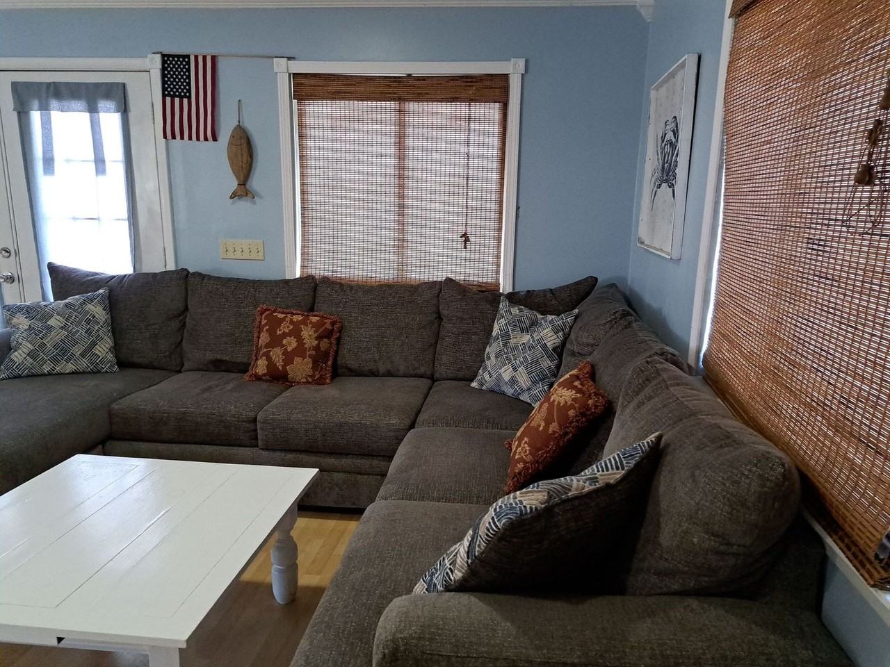 6912 Beach Dr - Photo 6 of 14