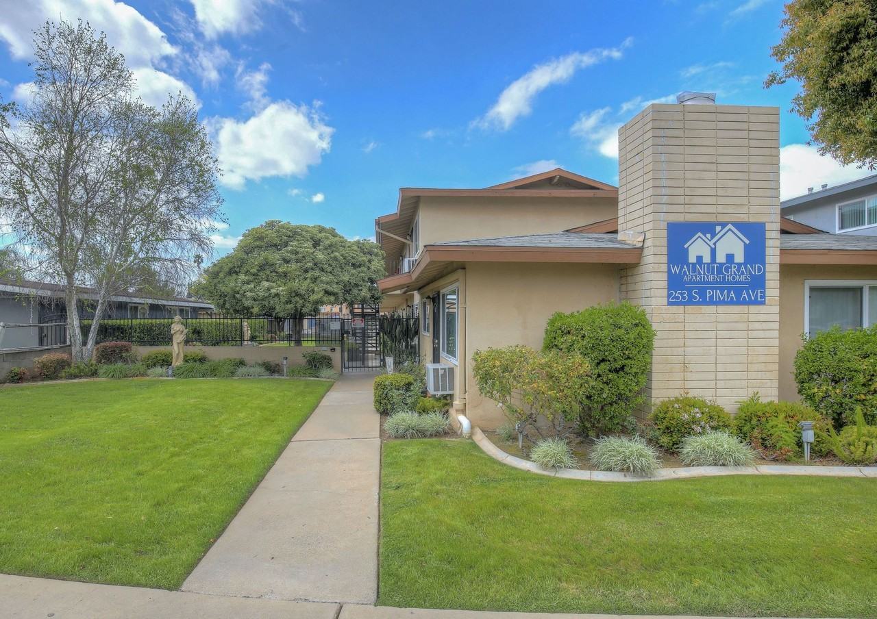 Walnut Grand - Photo 3 of 7