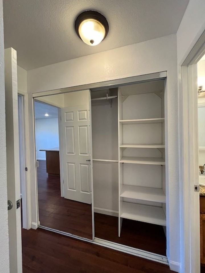 320 W Canon Perdido St #6 - Photo 3 of 17