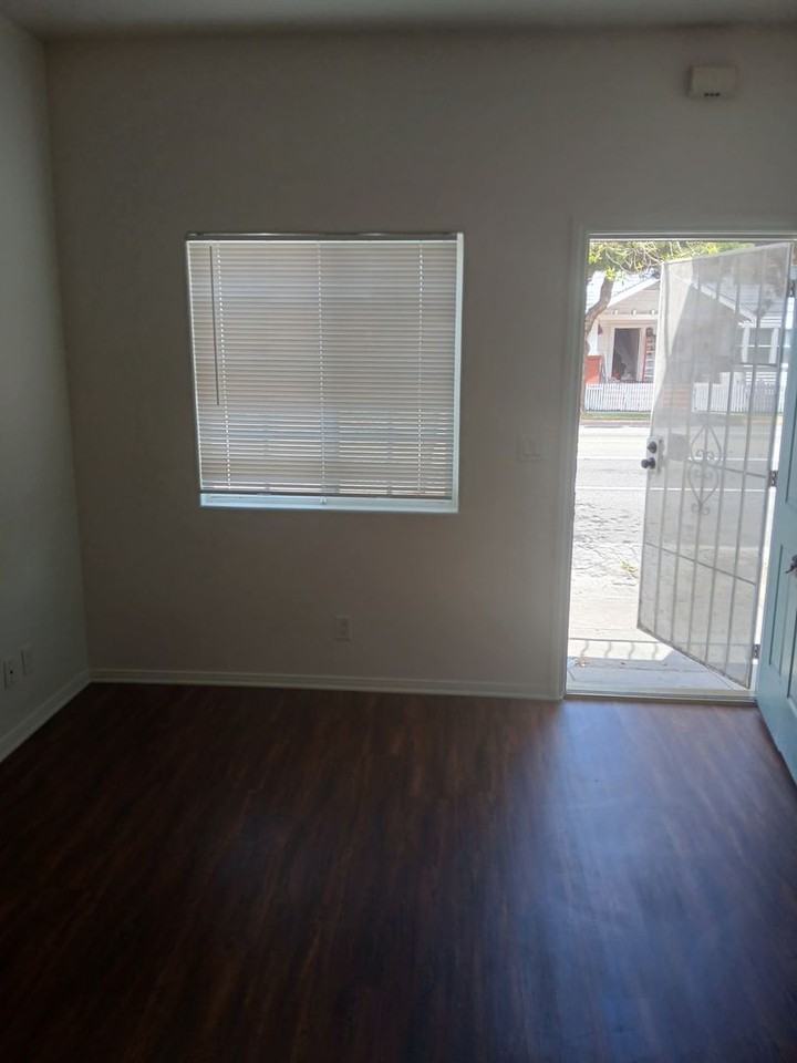 638E - Photo 7 of 18