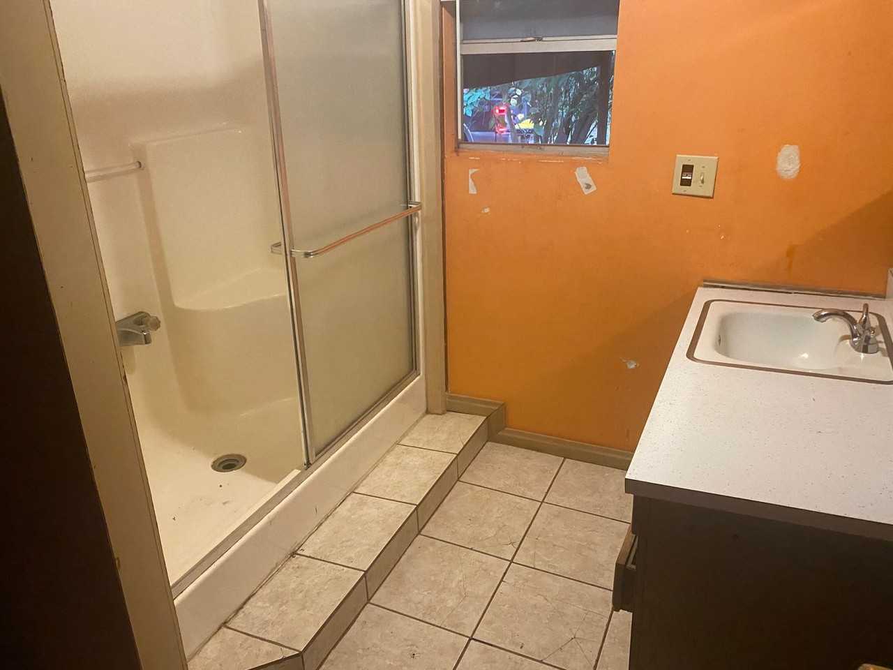 2312 Sledge St - Photo 5 of 6