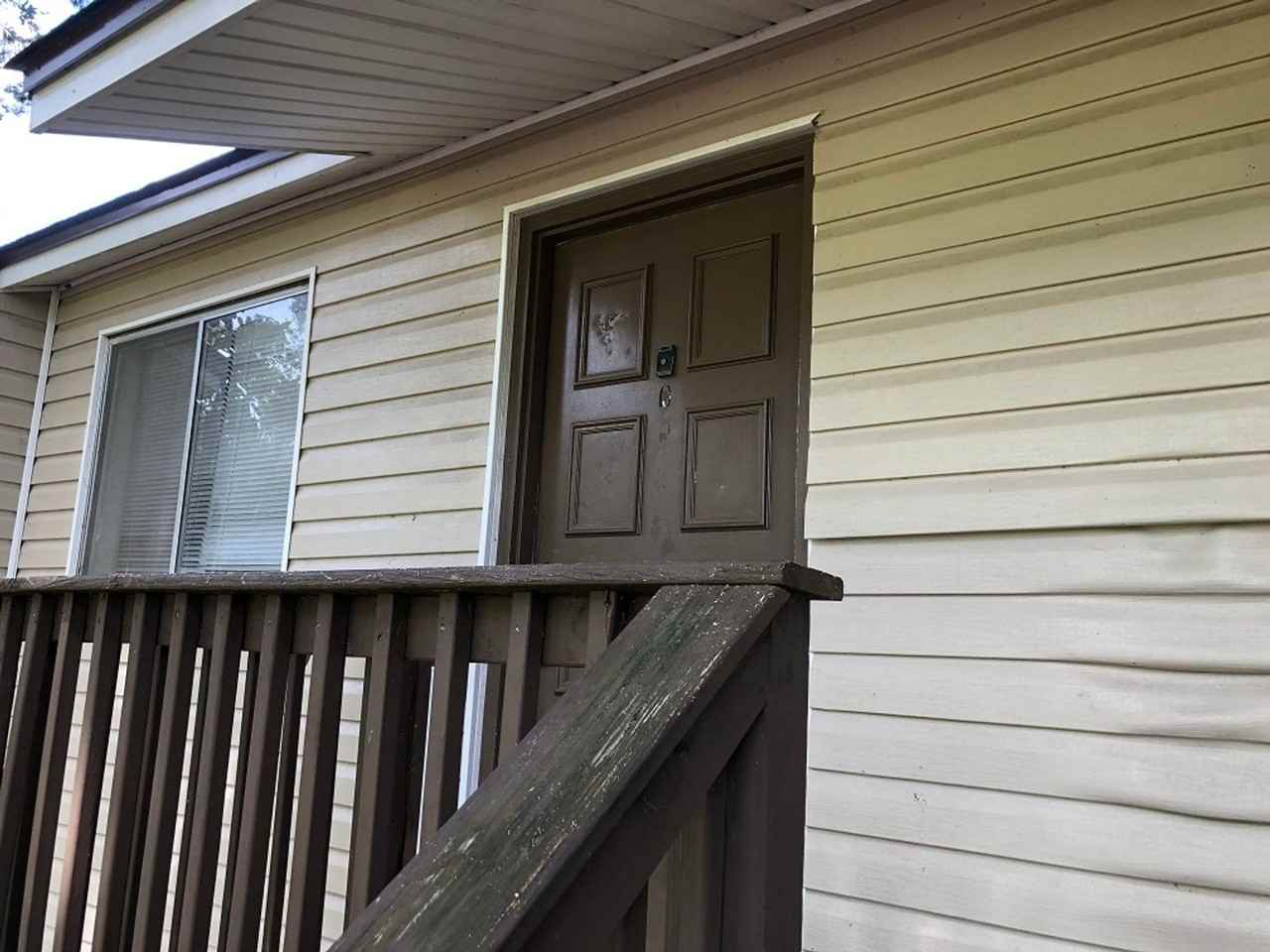 1411 Lake Brooke Dr - Photo 2 of 9