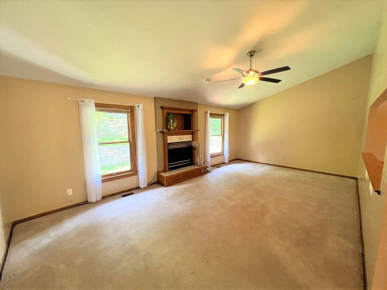 2903 Tatarrax Dr - Photo 7 of 19