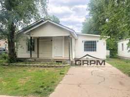 featured image of 528 N Grandview St