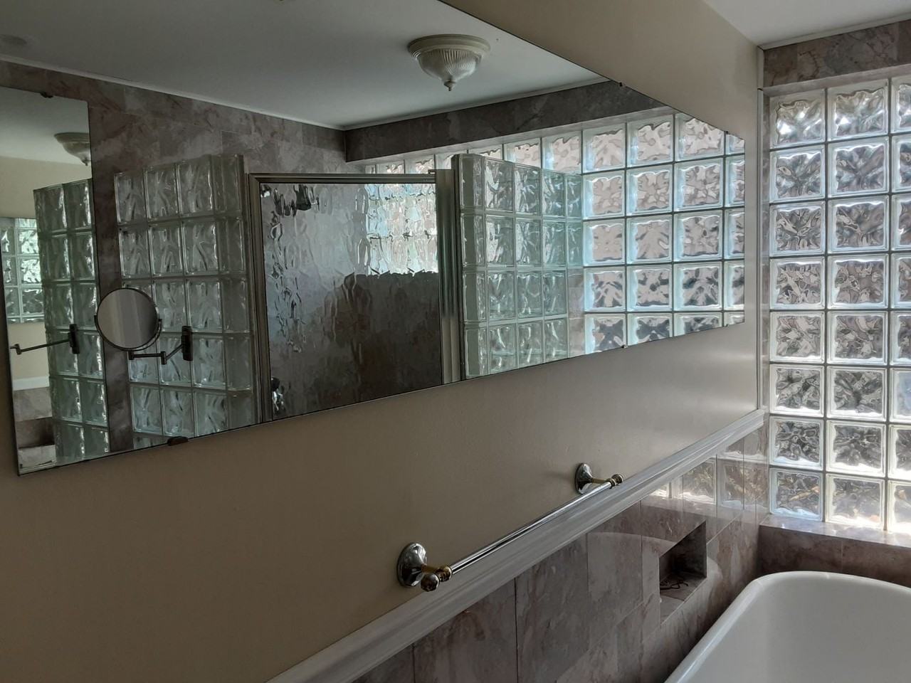507A 31st Ave N - Photo 4 of 17