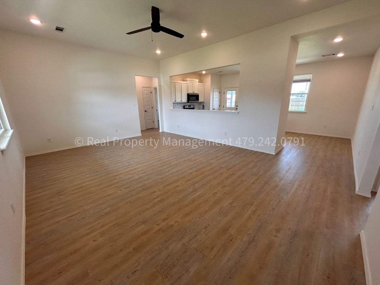 100 Countryside Way - Photo 2 of 19
