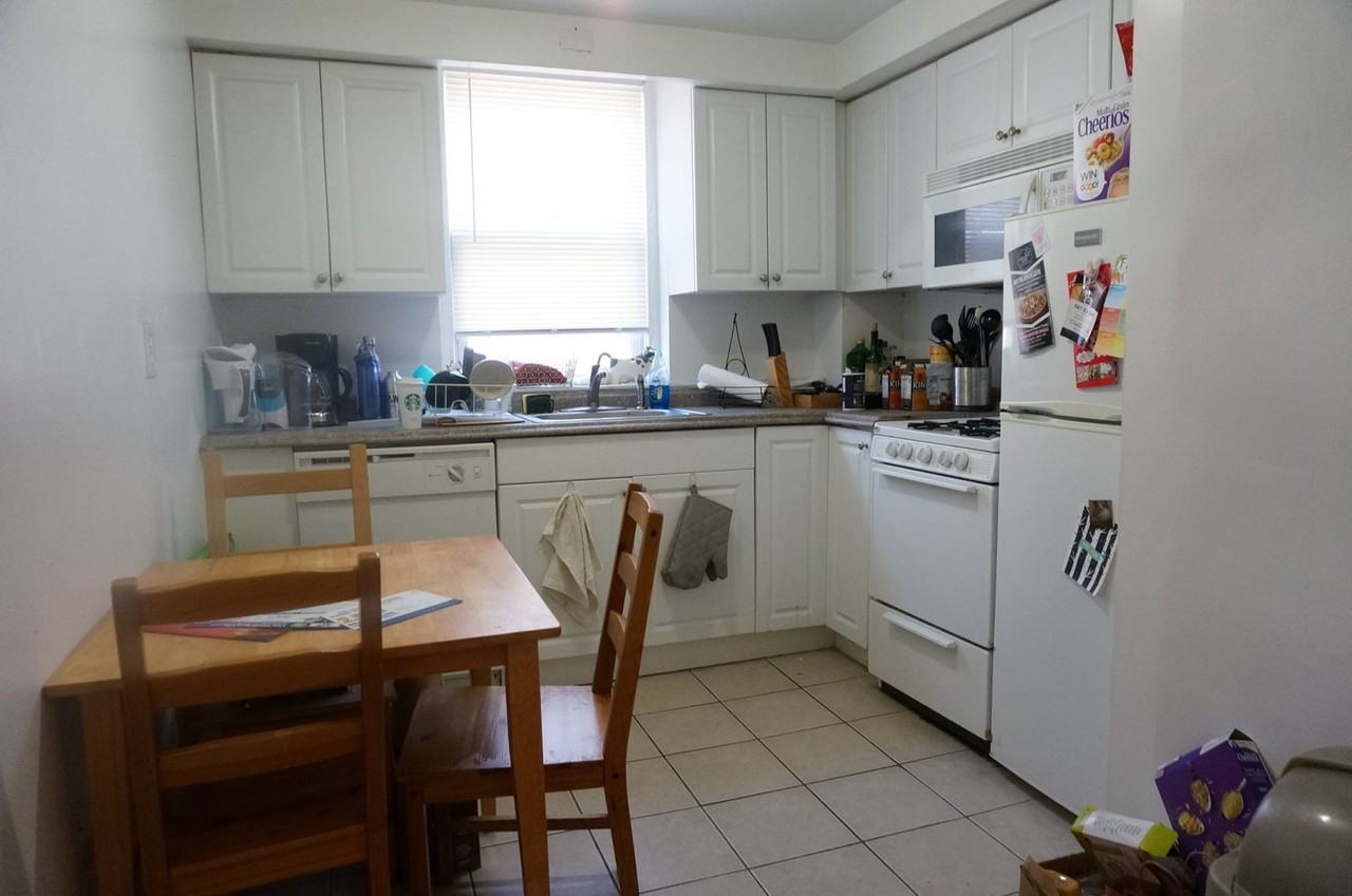 67 Brighton Avenue - Photo 4 of 16