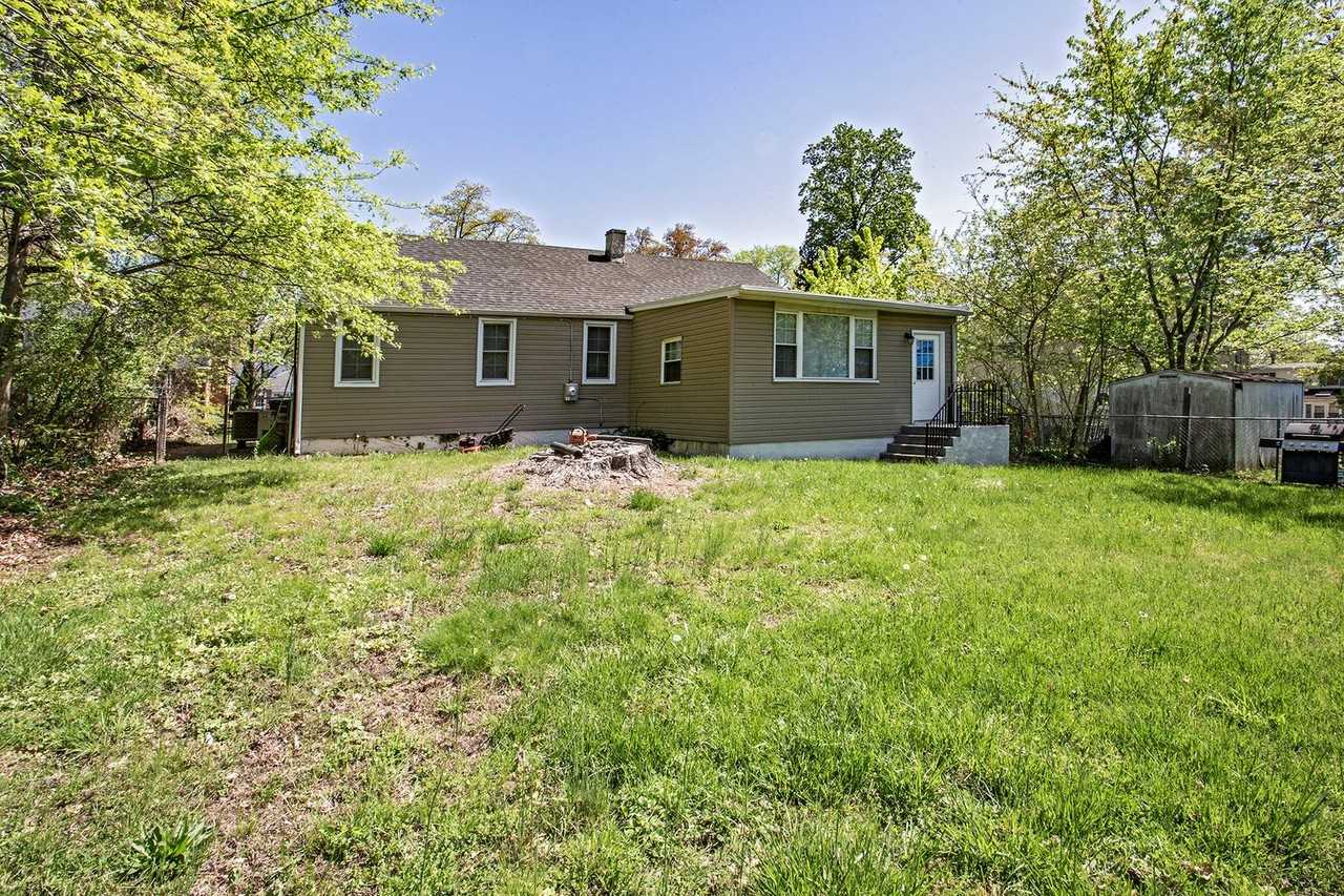 400 Odessa Ave - Photo 2 of 20