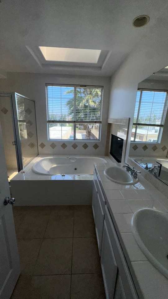 120 23rd St - Photo 7 of 20