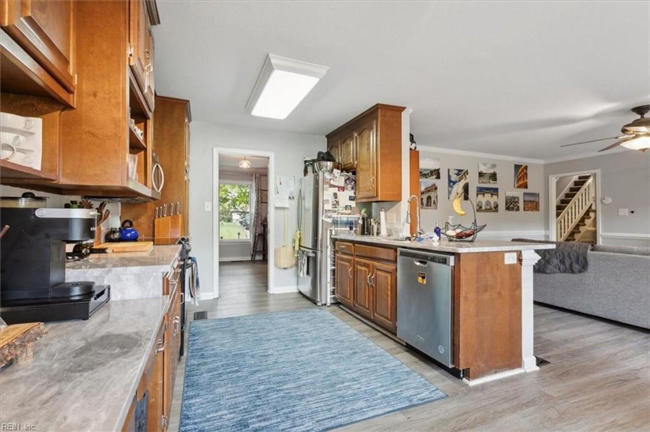 873 Garrow Rd - Photo 6 of 34