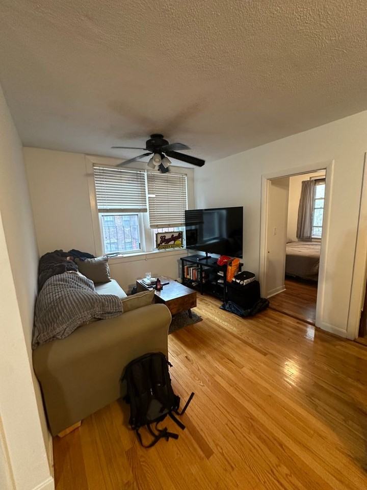 141 Endicott St - Photo 3 of 14