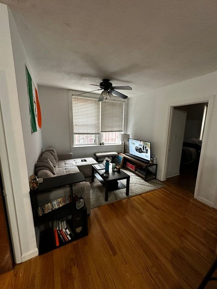 141 Endicott St - Photo 5 of 14