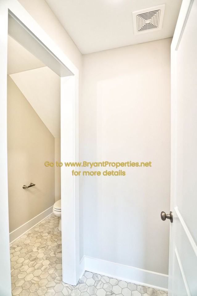 615 Vrabel Rd - Photo 4 of 18