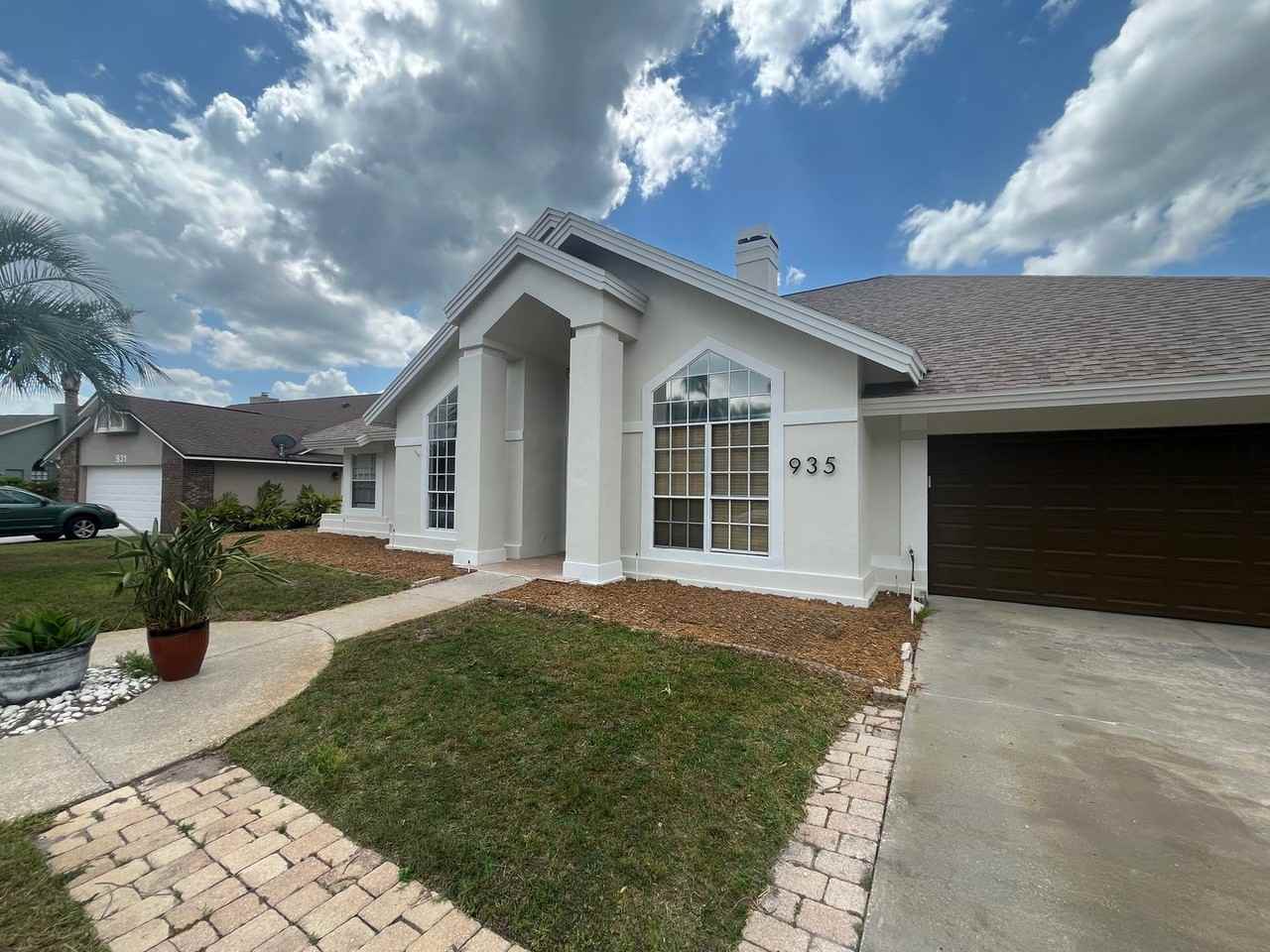 935 Shriver Cir - Photo 5 of 9