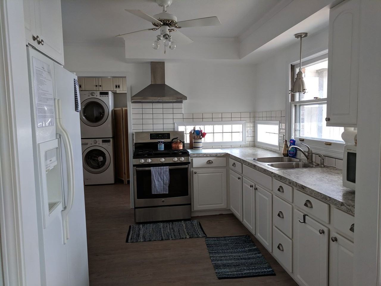 512 W Bay St - Photo 3 of 9