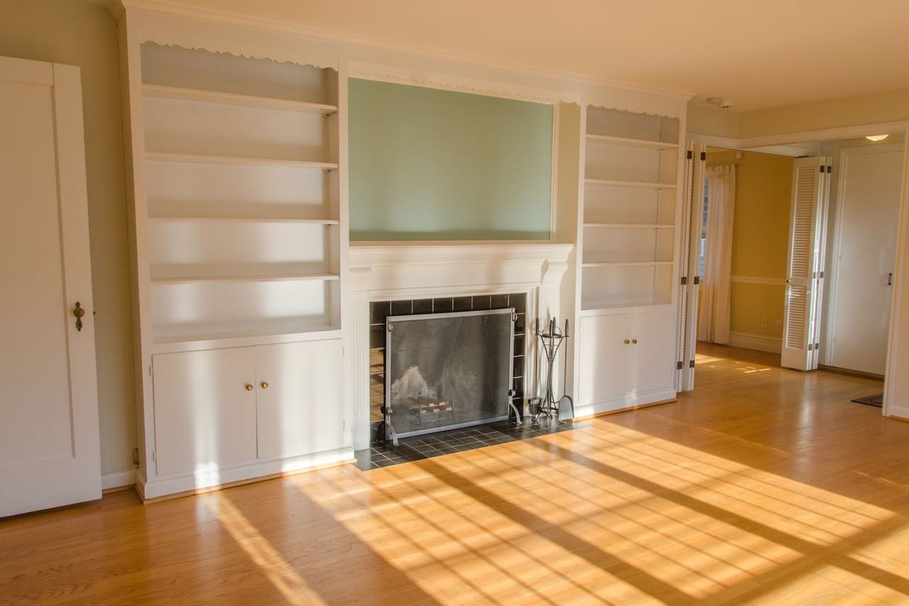 4738 47th Ave Ne - Photo 2 of 24