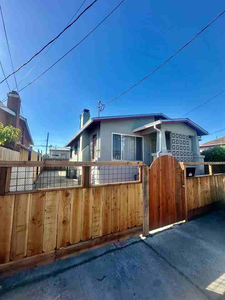 1628 Church St - Photo 3 of 29