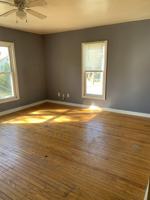 featured image of 306 1/2 E Prospect Ter