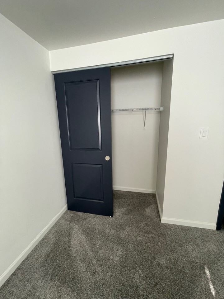 National Road Apartments - Photo 5 of 27