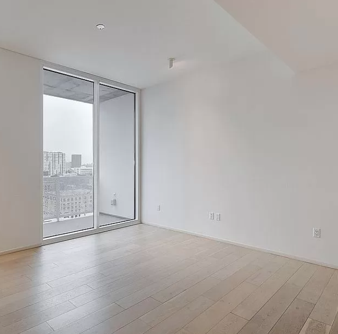 301 West Avenue #1403.202 - Photo 5 of 11
