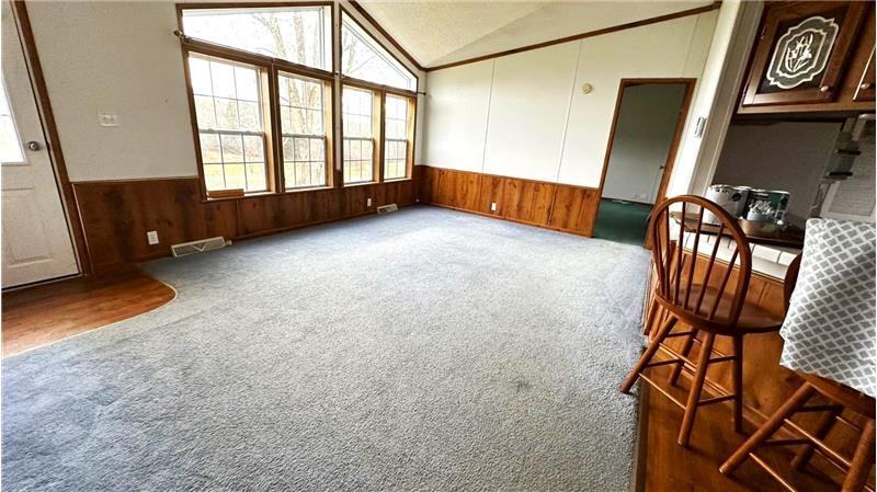 84900 Snyder Rd - Photo 2 of 9