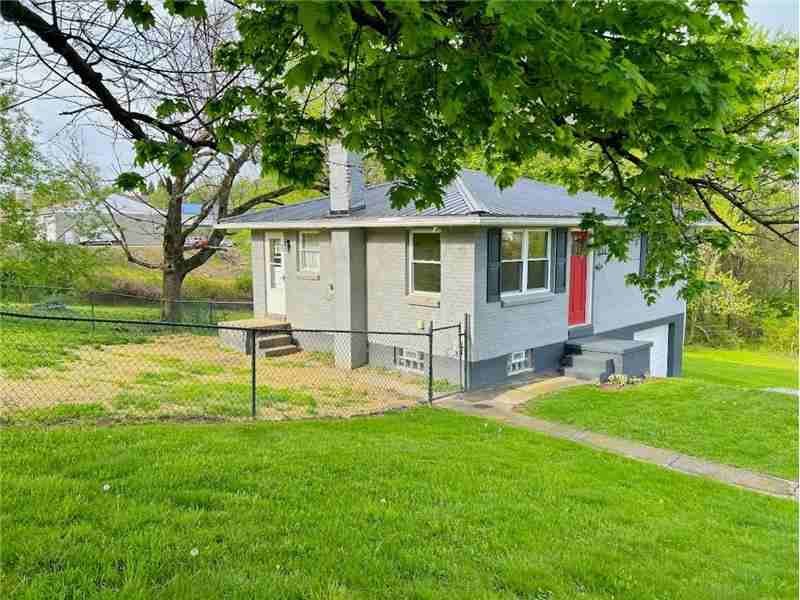 155 Canton Rd - Photo 2 of 14