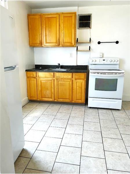 2520 Sunset Blvd #2ndFL - Photo 5 of 10