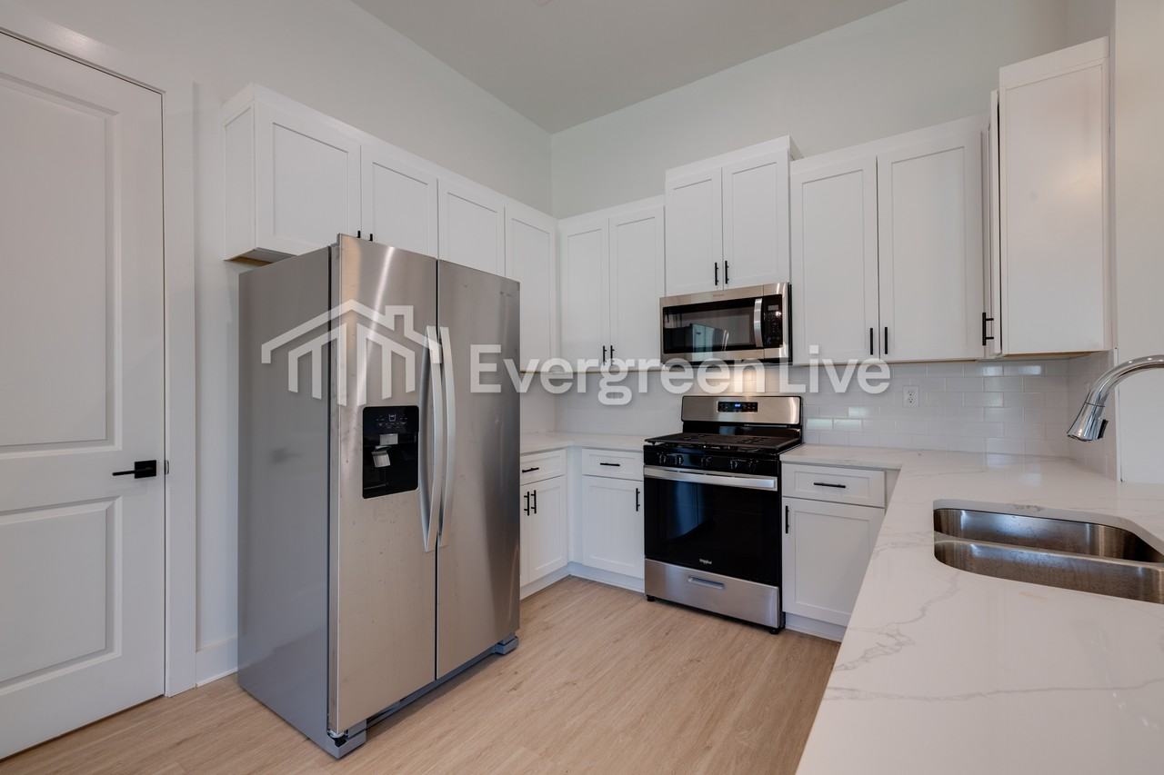 4243 Mcswain Dr - Photo 5 of 28