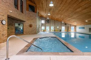 featured image of 549 Southwinds Dr
