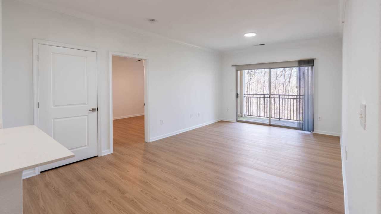 Fairchase - Photo 4 of 50