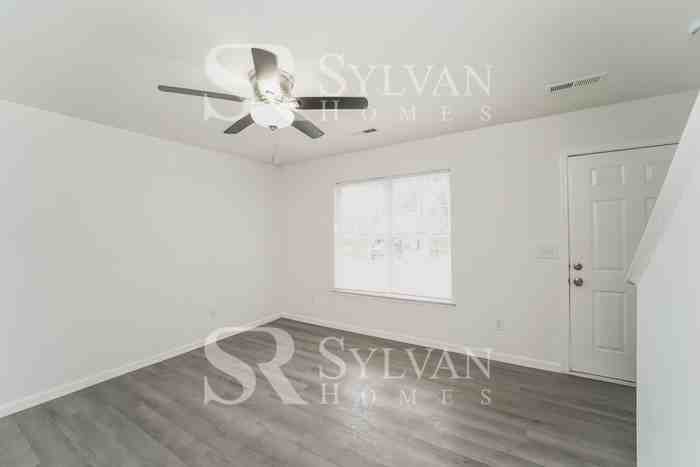 221 Centre St - Photo 3 of 15