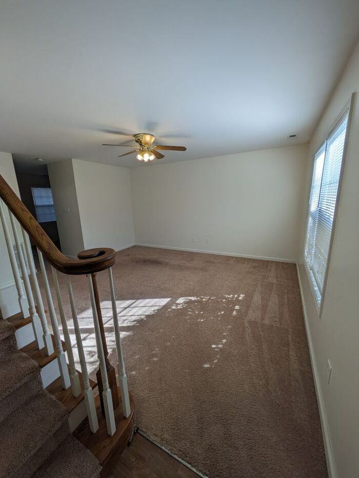 1335 14th Street Dr Ne - Photo 2 of 13