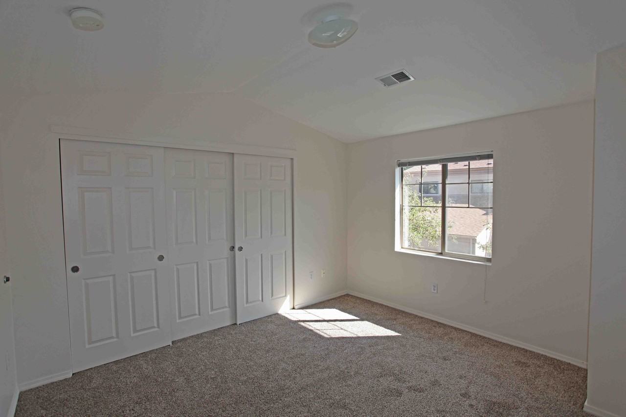 12 Short Dr #12 - Photo 2 of 20