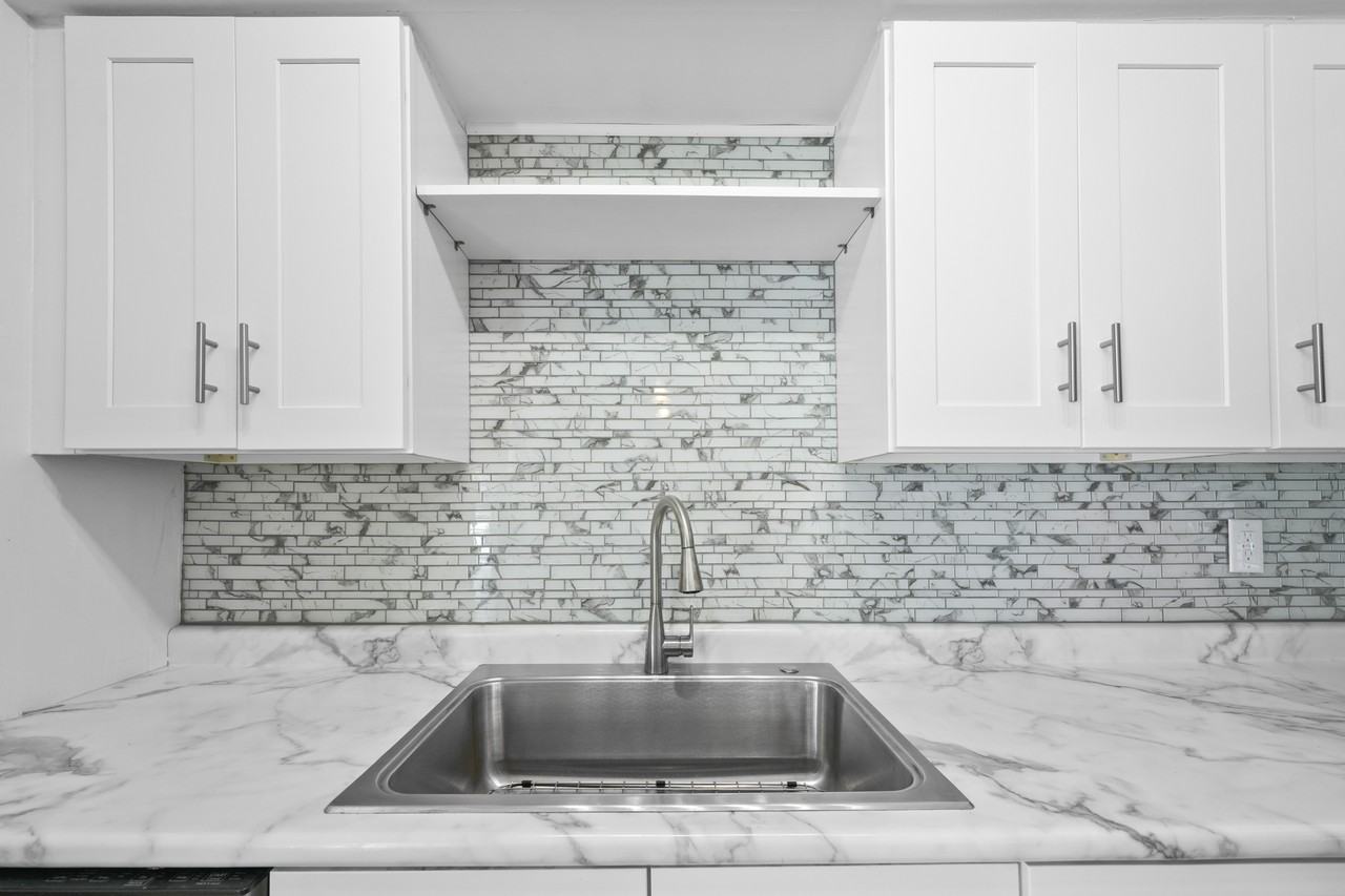 4705 Fishcreek Rd #1 - Photo 4 of 21