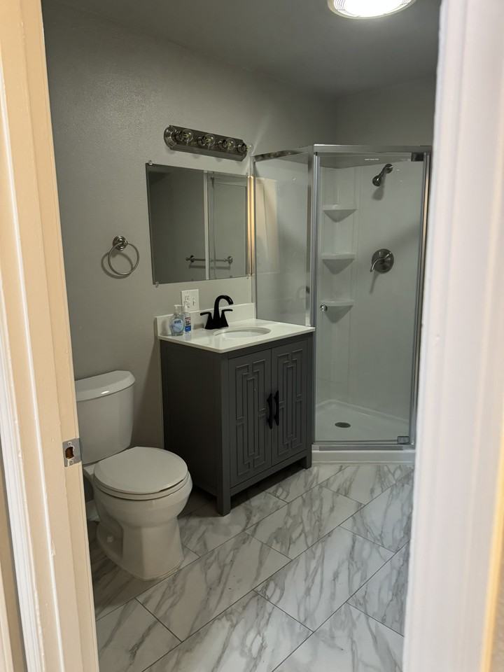 2006 Burbank Ave Nw #NA - Photo 4 of 15