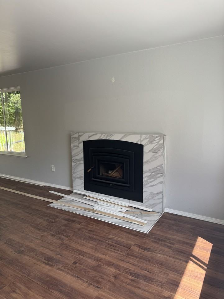 2006 Burbank Ave Nw #NA - Photo 7 of 15