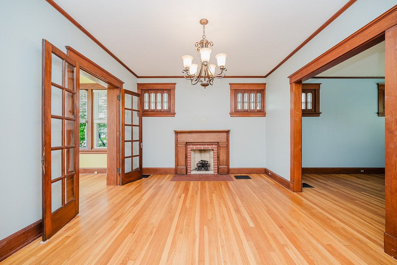 3075 Markbreit Avenue - Photo 4 of 15