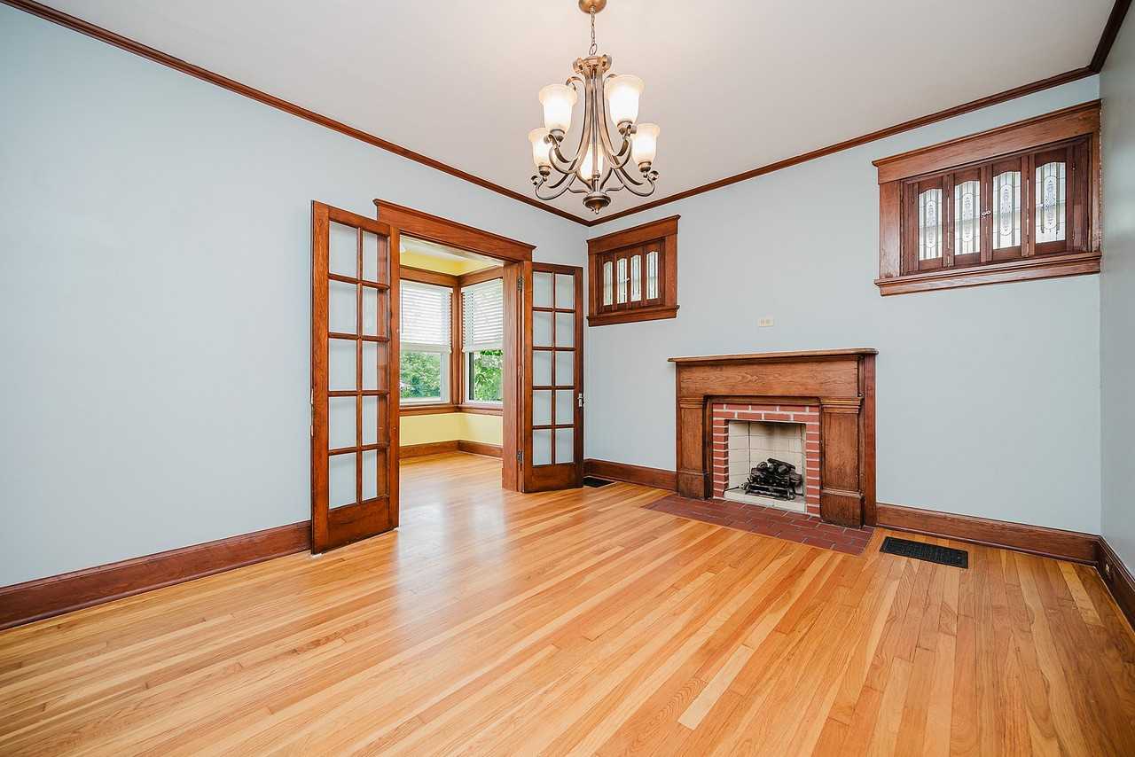 3075 Markbreit Avenue - Photo 5 of 15