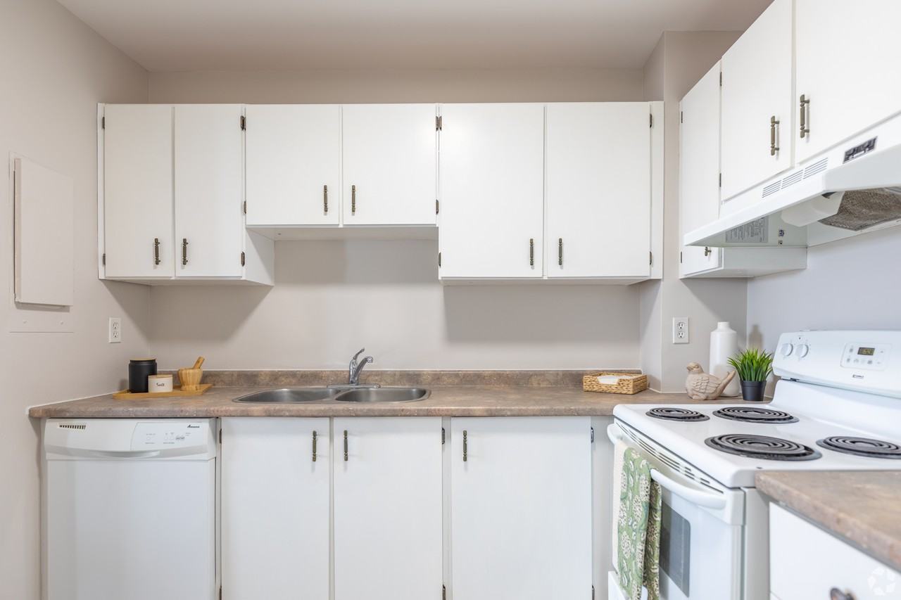 35 and 45 Bredin Parkway, Orangeville, On - Photo 5 of 14