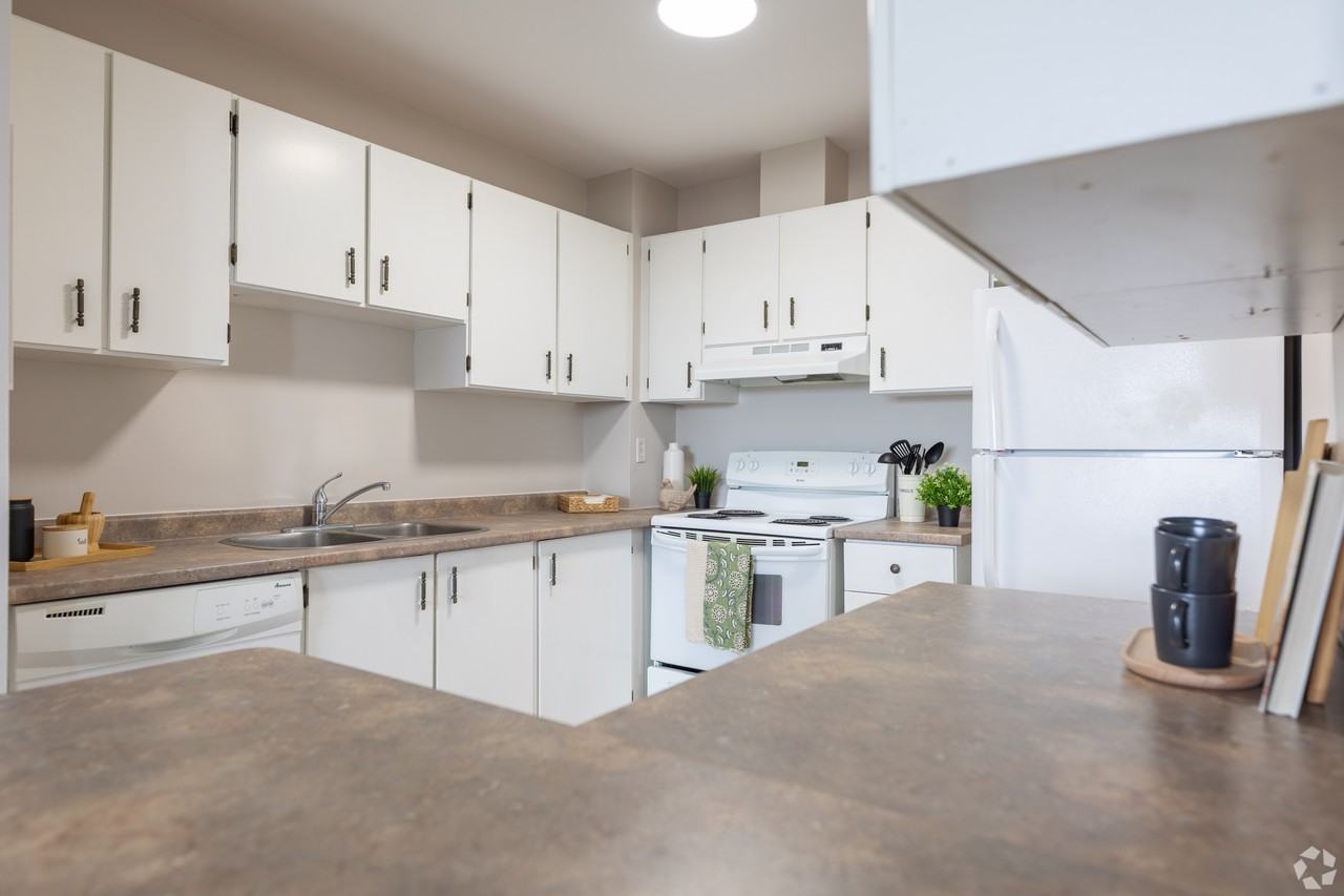 35 and 45 Bredin Parkway, Orangeville, On - Photo 6 of 14