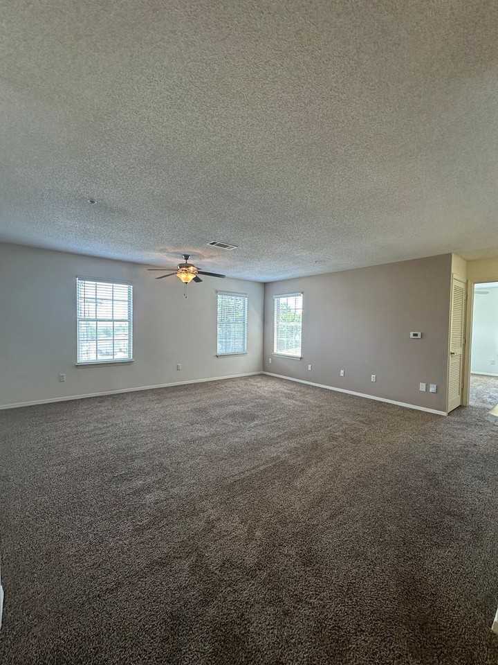 Hamilton at Turman Farms Apartments - Photo 5 of 50