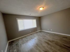 featured image of 310 N Farragut St