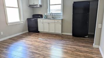 featured image of 1802 Lincoln Ave