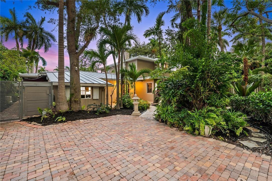 440 Victoria Ter - Photo 2 of 20