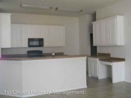 7305 Circle Dr - Photo 3 of 21