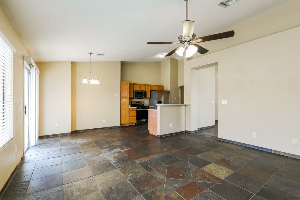7519 W Summer Sky Dr - Photo 7 of 16