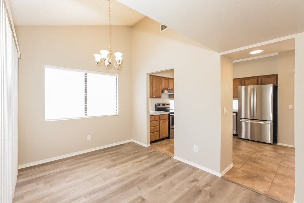 4681 W Harrison St - Photo 5 of 16