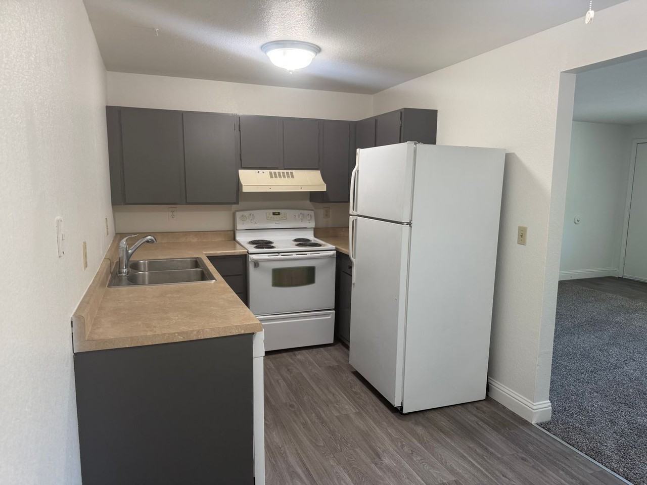 1841 E Long St #7 - Photo 5 of 15
